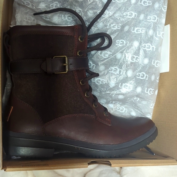 UGG W Kesey - Picture 1 of 4